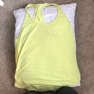 Lululemon 105. F singlet